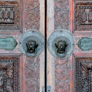 Porta centrale, basilica di Sant’Ambrogio, Milano, dettaglio